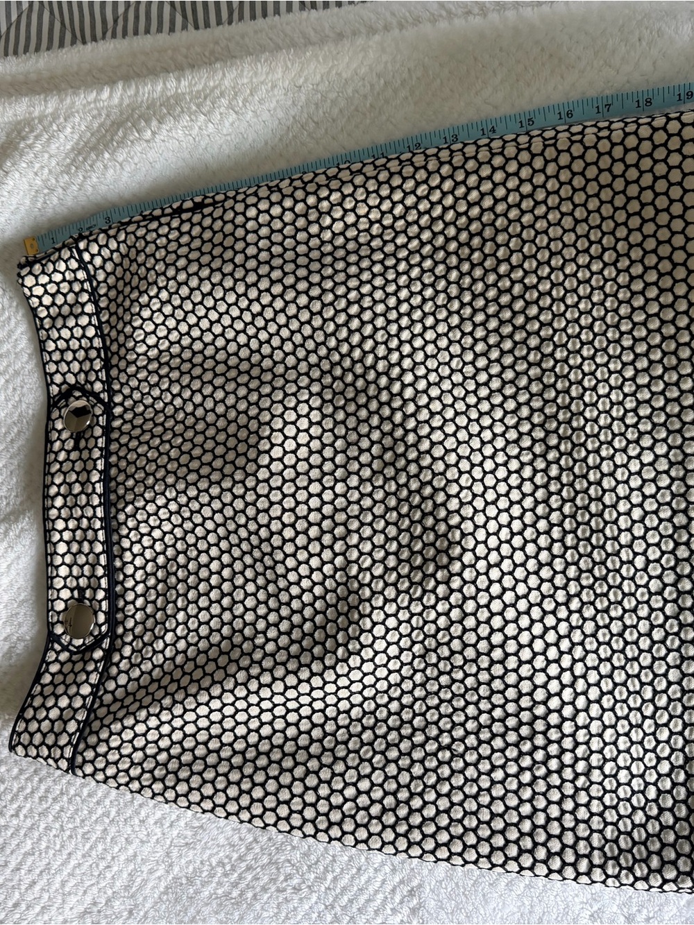 Ann Taylor Black and White Hexagon Pencil Skirt